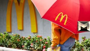 أسعار وجبات ماكدونالدز 2022| مصر والسعودية عروض سبتمبر منيو الوجبات ورقم ومواعيد الدليفري لتوصيل الطلبات