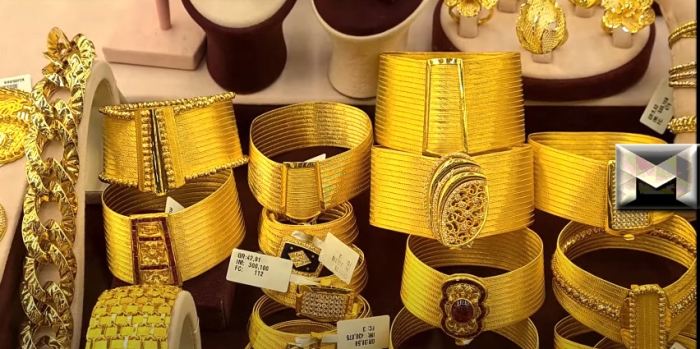 سعر الذهب اليوم في دبي| بكم يُباع الذهب بالمصنعية عيار 24 و22 و21 بأسعار اليوم الاثنين 26-9-2022