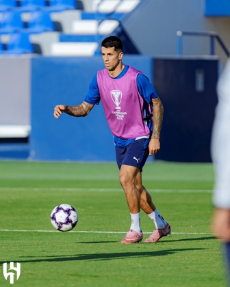 استعدادات الهلال السعودي لمباراة الشرطة