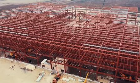 إنشاء المتحف المصري الكبير.