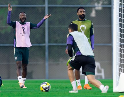 مران المنتخب السعودي قبل لقاء عمان