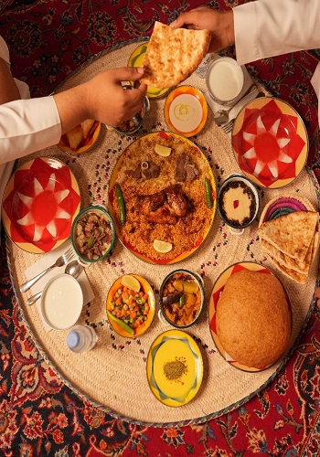 عروض يوم التأسيس مطاعم المأكولات الشعبية 