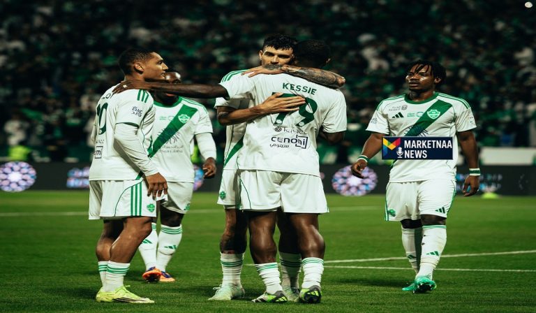 Read more about the article دراما الـ  VAR.. الأهلي ينتزع صدارة “روشن” مؤقتاً بفوز ثمين على ضمك