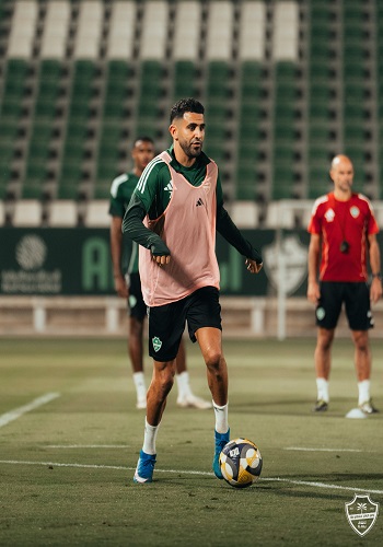 فريق الأهلي السعودي