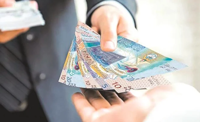 Read more about the article صعود مستمر أم هدوء ما قبل العاصفة؟.. سعر الدينار الكويتي اليوم الأحد 1 مارس وتوقعات الأداء Outlook